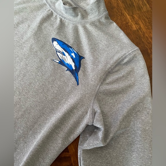 Rash guard - Boys L (12-14) - Picture 4 of 5